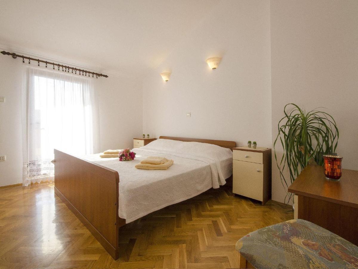 Apartments Patricija Ровінь Екстер'єр фото