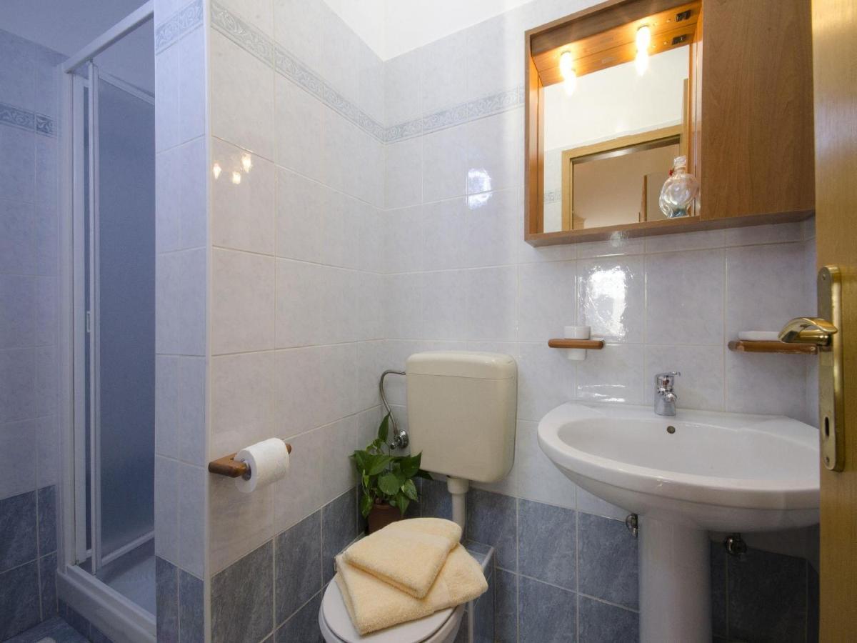Apartments Patricija Ровінь Екстер'єр фото