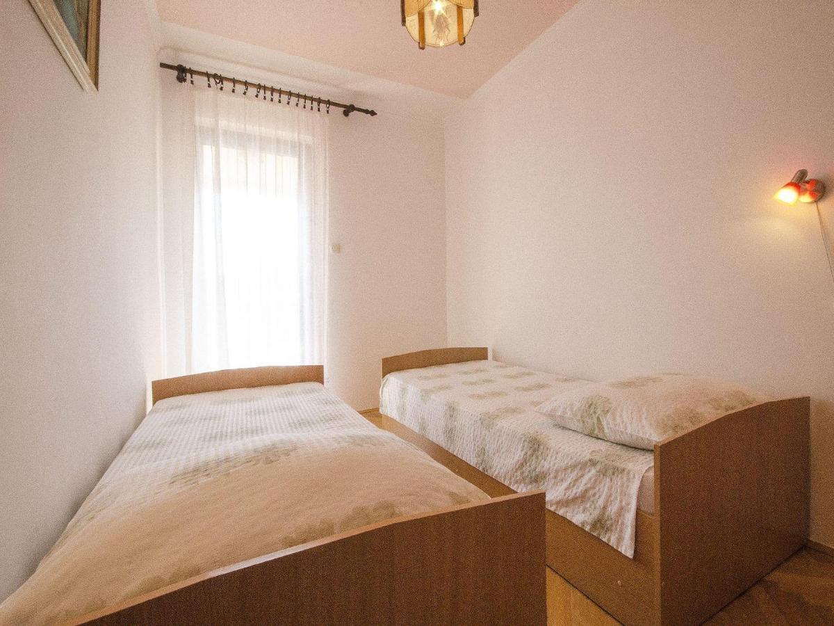 Apartments Patricija Ровінь Екстер'єр фото