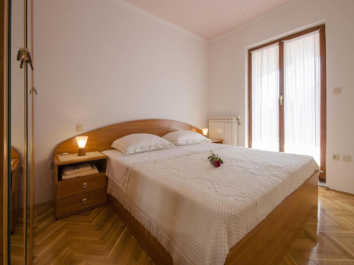 Apartments Patricija Ровінь Екстер'єр фото
