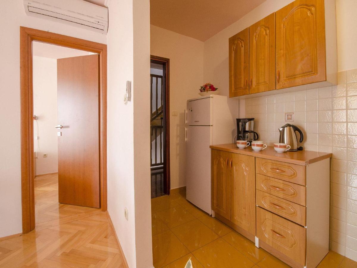 Apartments Patricija Ровінь Екстер'єр фото